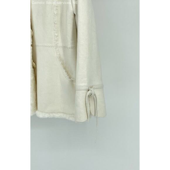 Larry Levine Ivory Button-Up - Size Large - Picture 2 of 9
